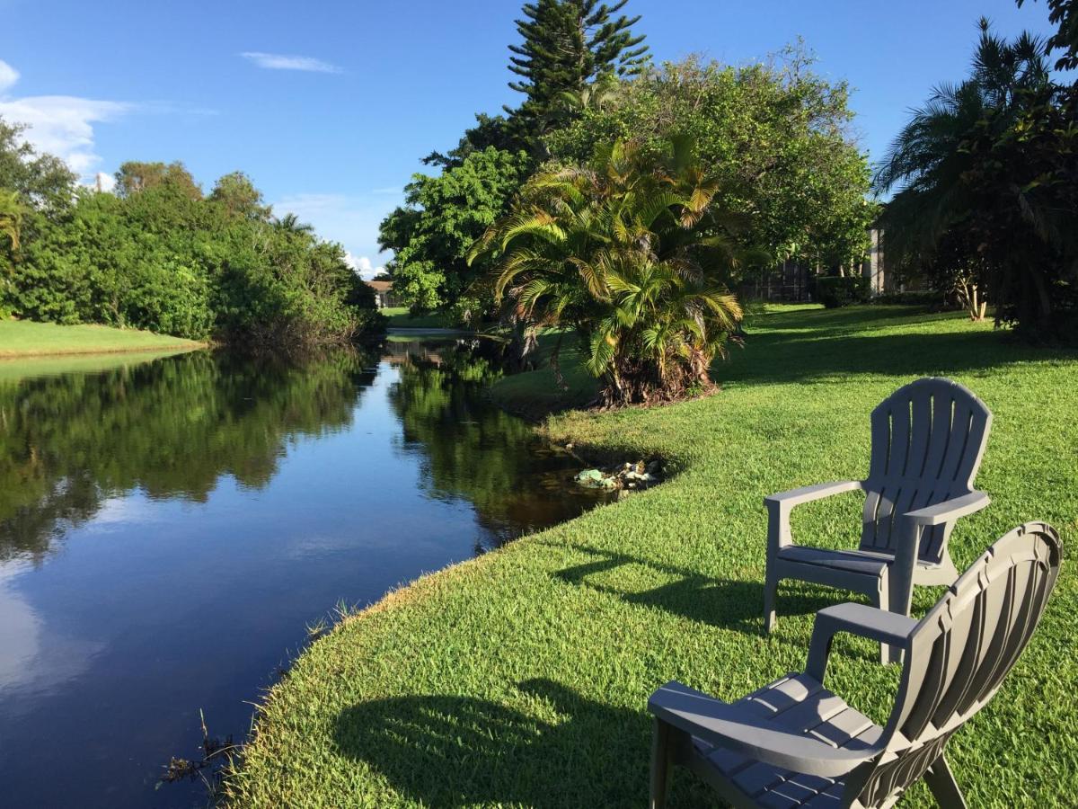 Pool Home With A New Sparkling Pool, Close To Beach, Lovely Lake View North Naples Extérieur photo