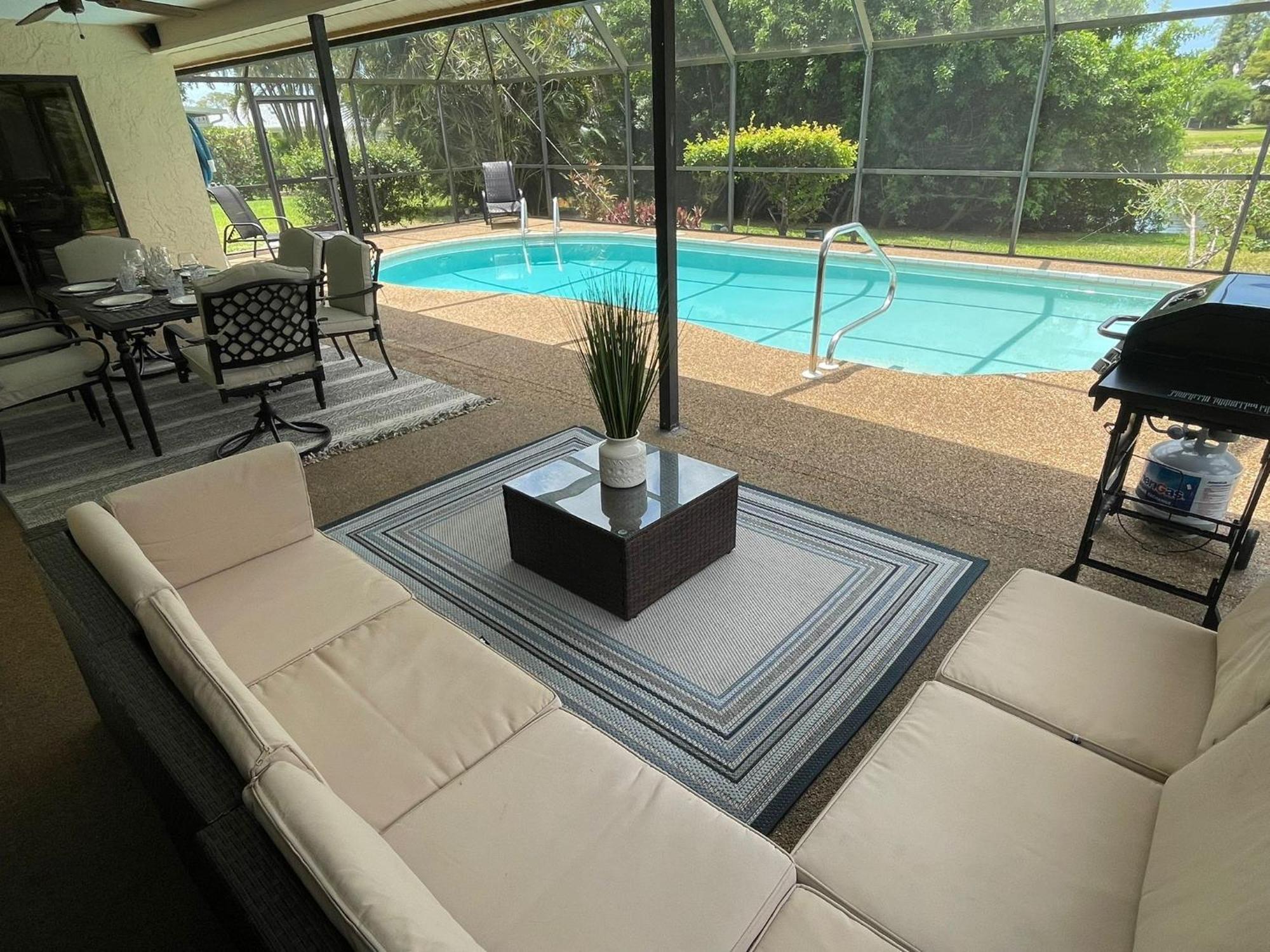 Pool Home With A New Sparkling Pool, Close To Beach, Lovely Lake View North Naples Extérieur photo